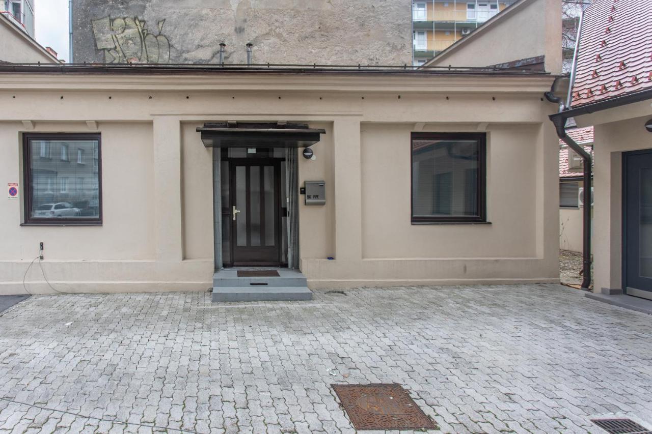 Big Pipe Apartment Liubliana Exterior foto